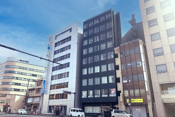 株式会社 トラパンツ(バックエンドエンジニア)正社員