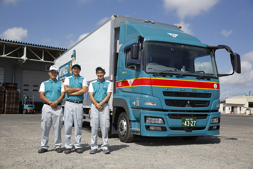 青森三八五流通　株式会社